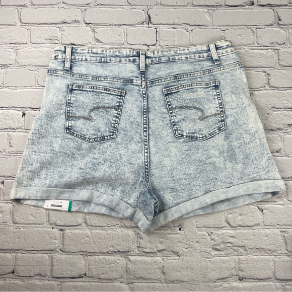 Time and Tru Women's Jean Shorts - Light Blue, Dark Blue, Camo Size 18 Bundle - Picture 3 of 10